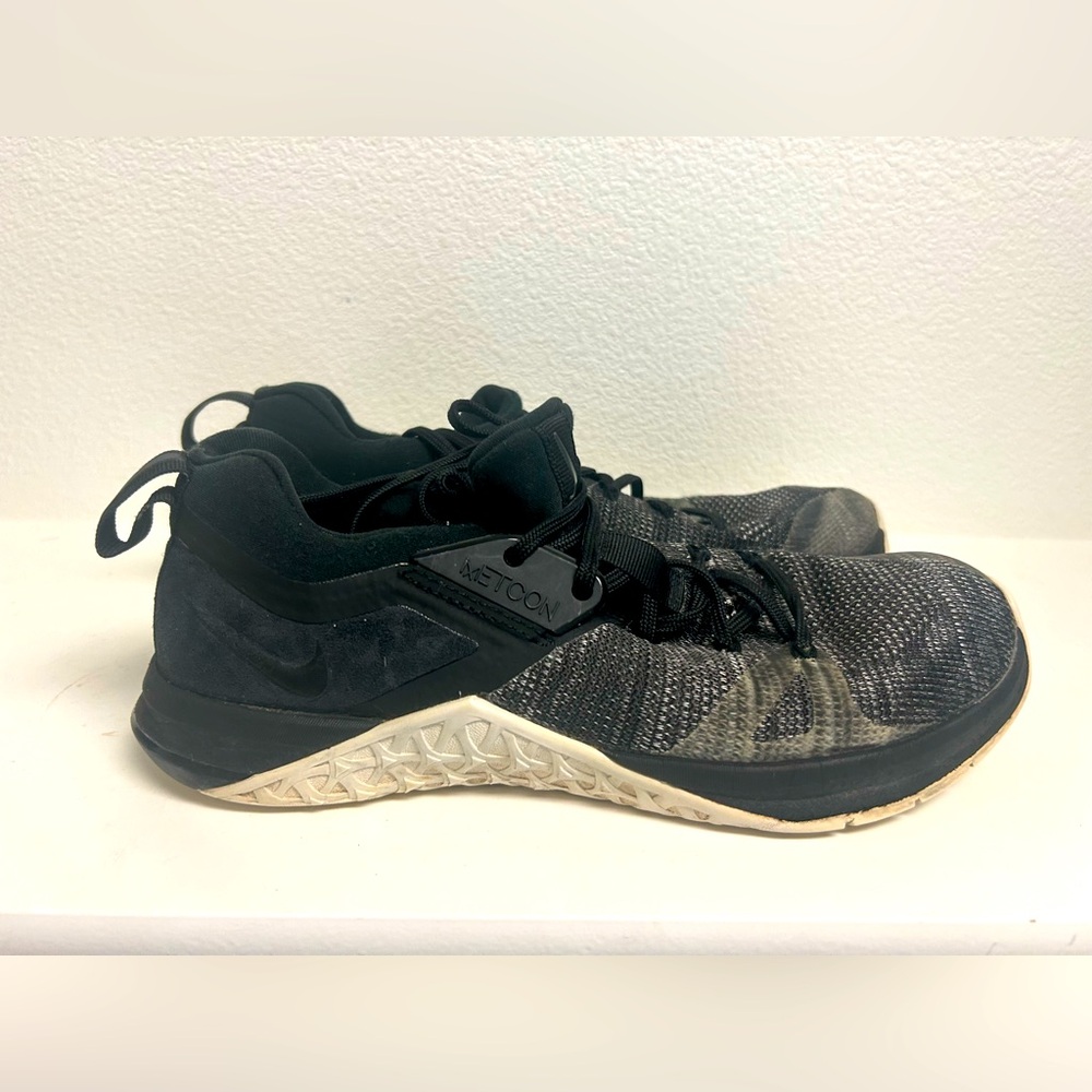 Nike Metcon Flyknit 3 Cross Training Shoes - Men's Size 8 Gray Black